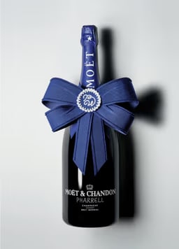 /Brut%20Imp%C3%A9rial%20Bow%20Cr%C3%A9ation