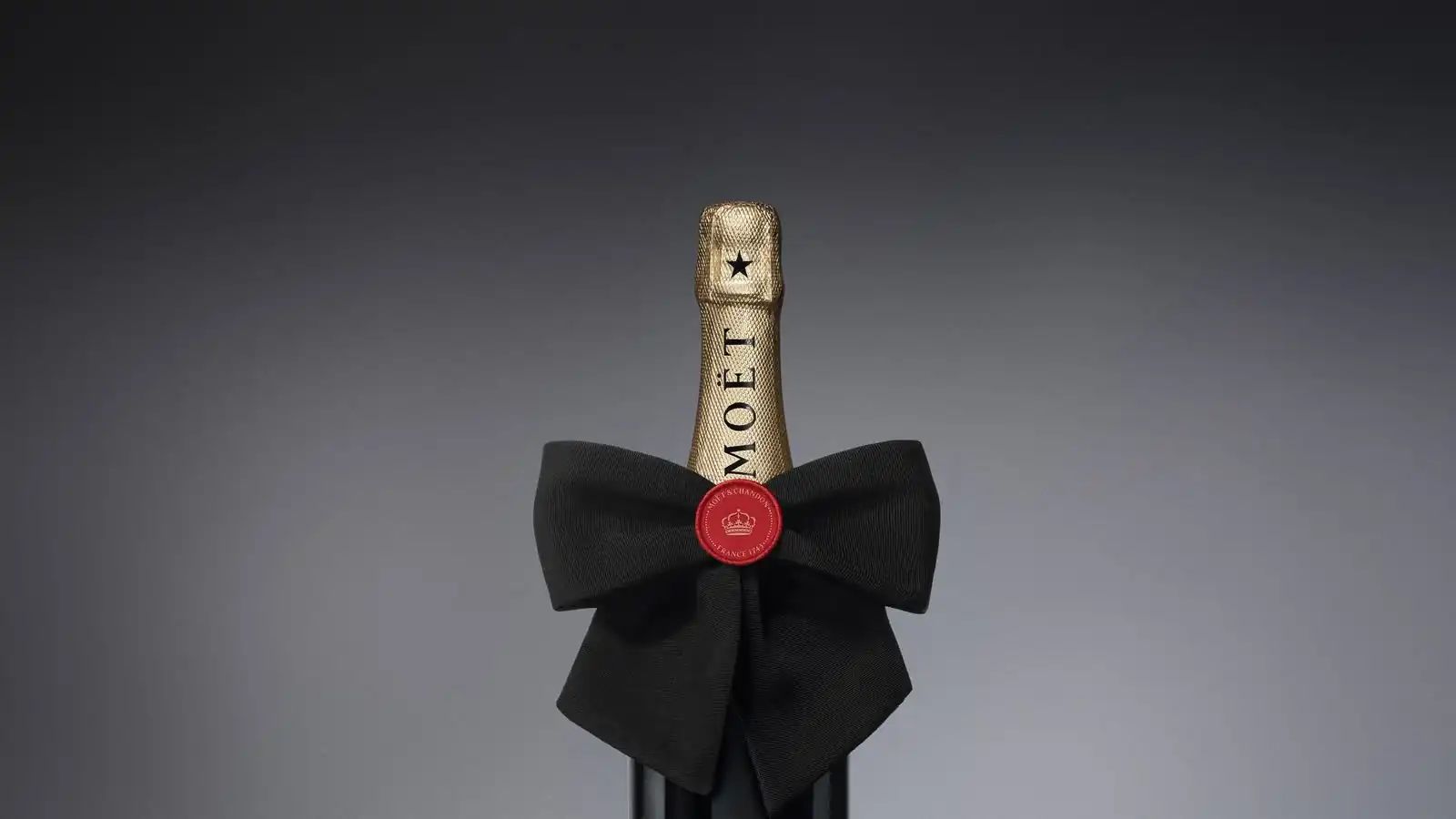 kv-closeup-bow