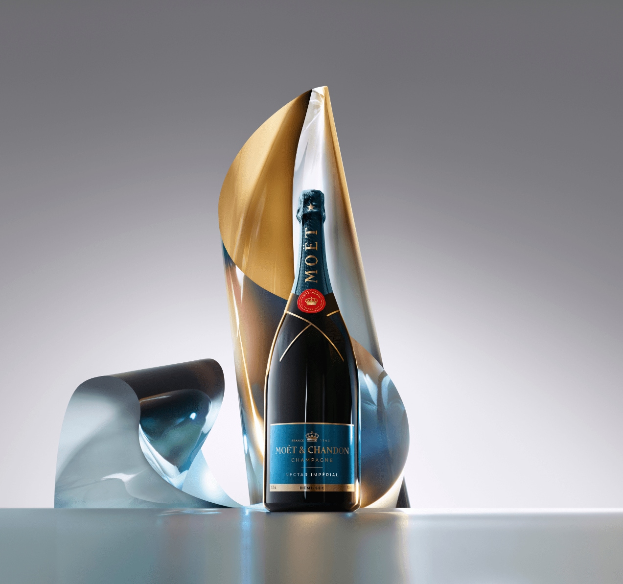 Holiday season champagne bottles that will transform your celebrations. 1 Holiday Season Champagne moet et Chandon